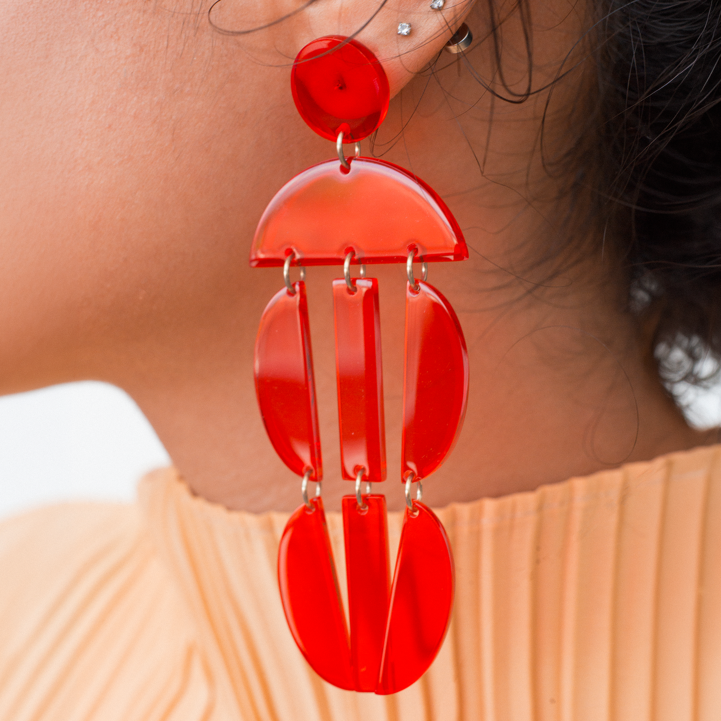 Pendientes maxi de metacrilato vino Medusa