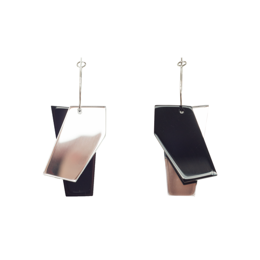 Aretes Buscando a Medusa