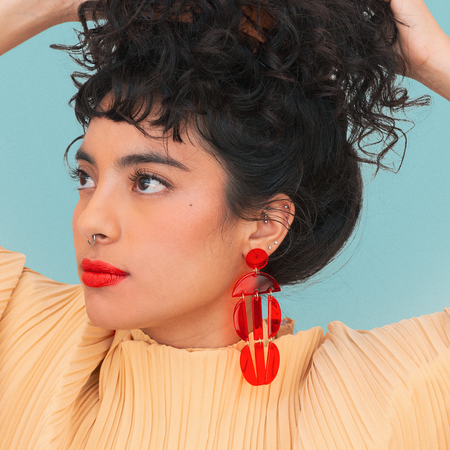 Pendientes maxi de metacrilato vino Medusa